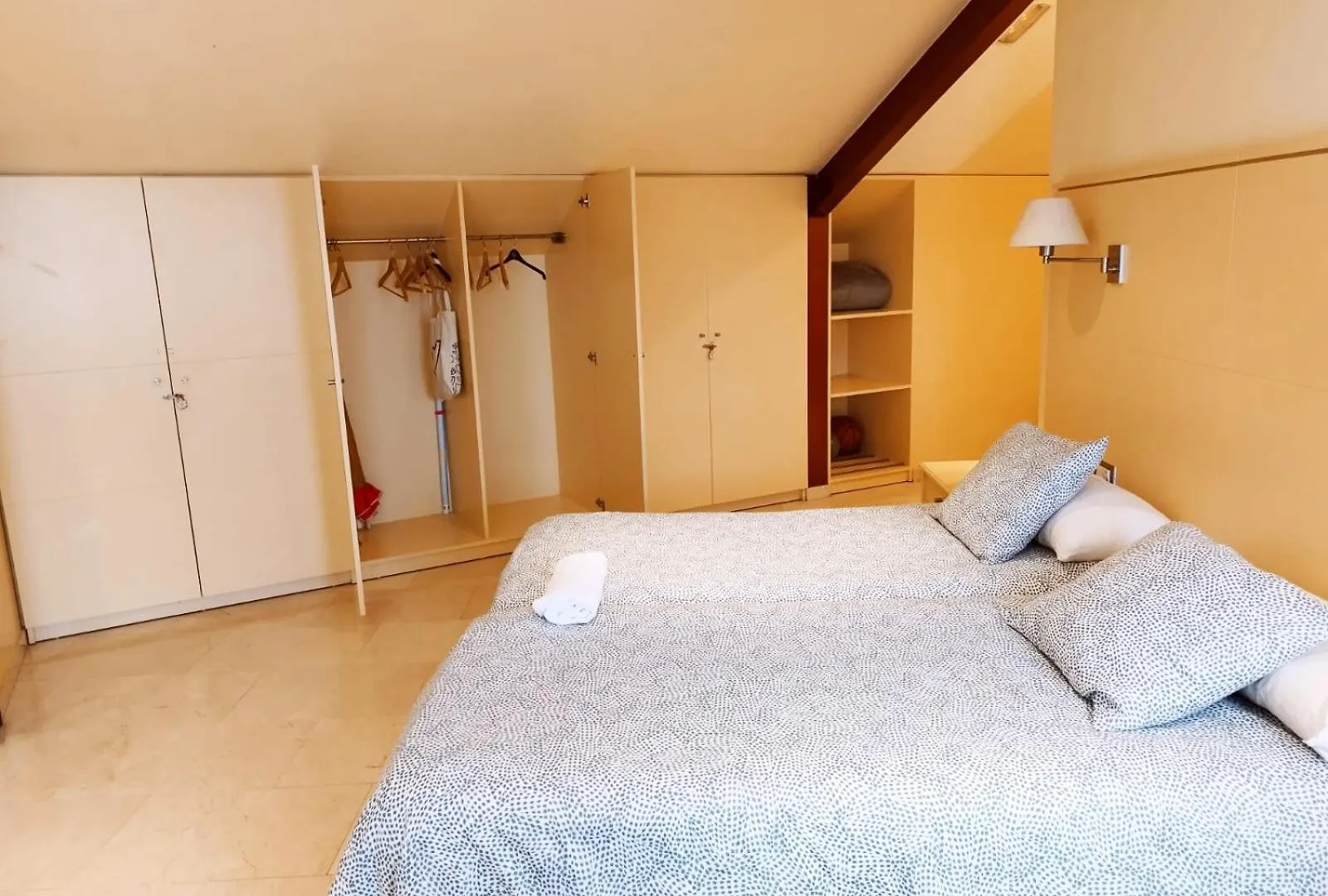 Port Loft Apartment Barcelona Spain